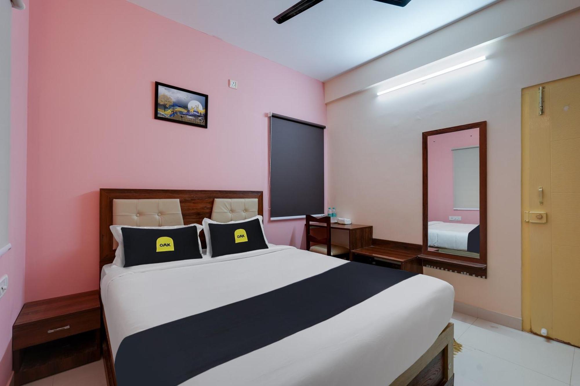 Collection O Veritas Grand Bangalore Ngoại thất bức ảnh